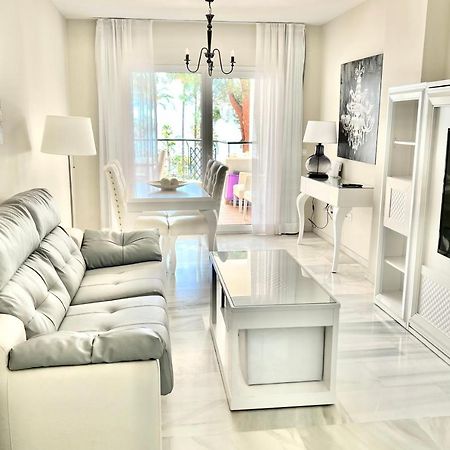 Sitio de Calahonda Mi Capricho 9A Beachfront- Apartment With Sea View - Costa Del Sol מראה חיצוני תמונה