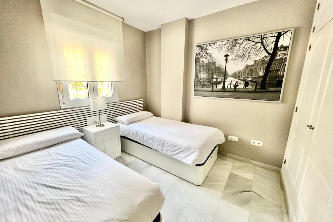 Sitio de Calahonda Mi Capricho 9A Beachfront- Apartment With Sea View - Costa Del Sol מראה חיצוני תמונה